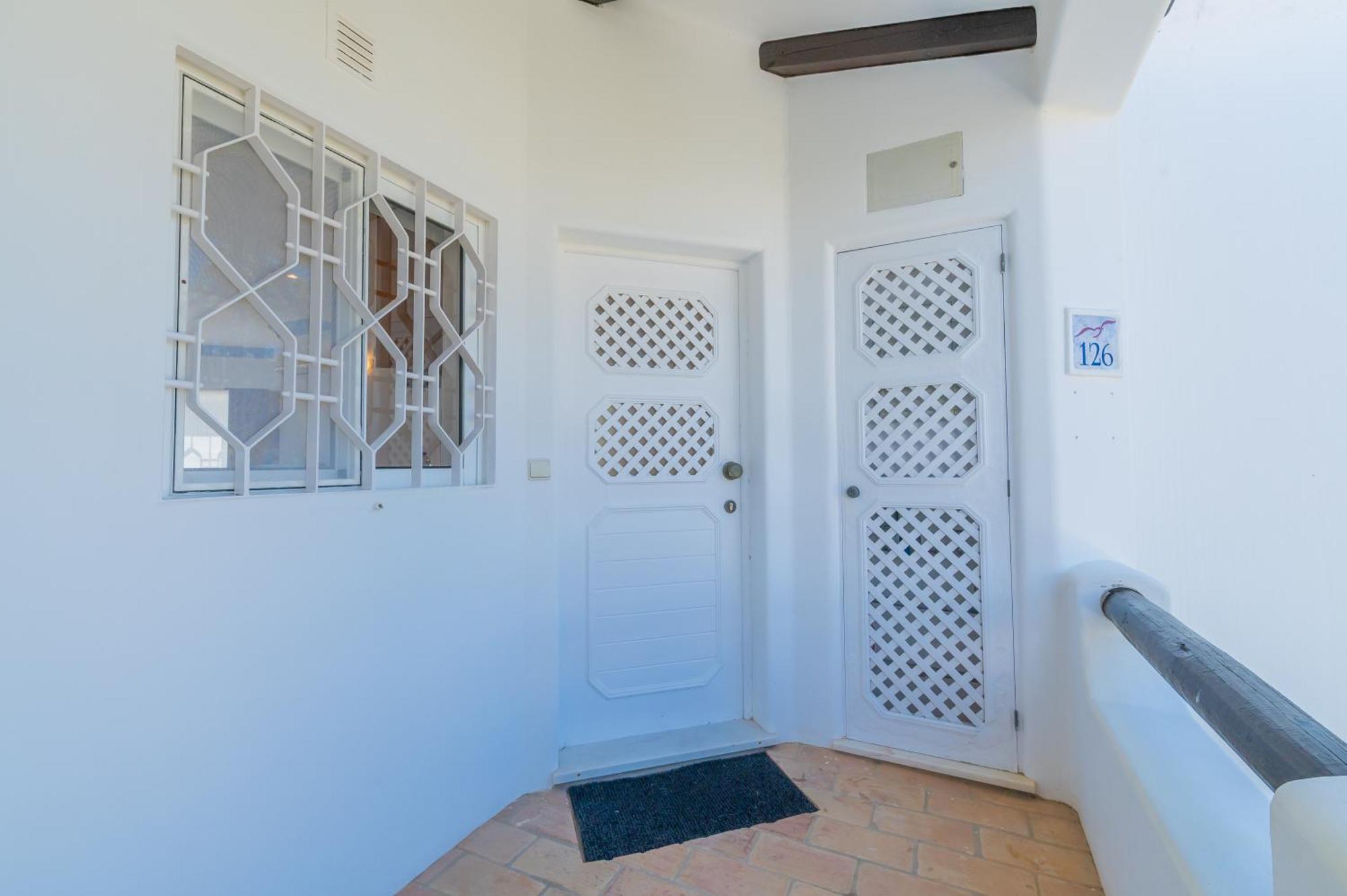 Ocean Vista Retreat With & Pool Access By Drago * Albufeira