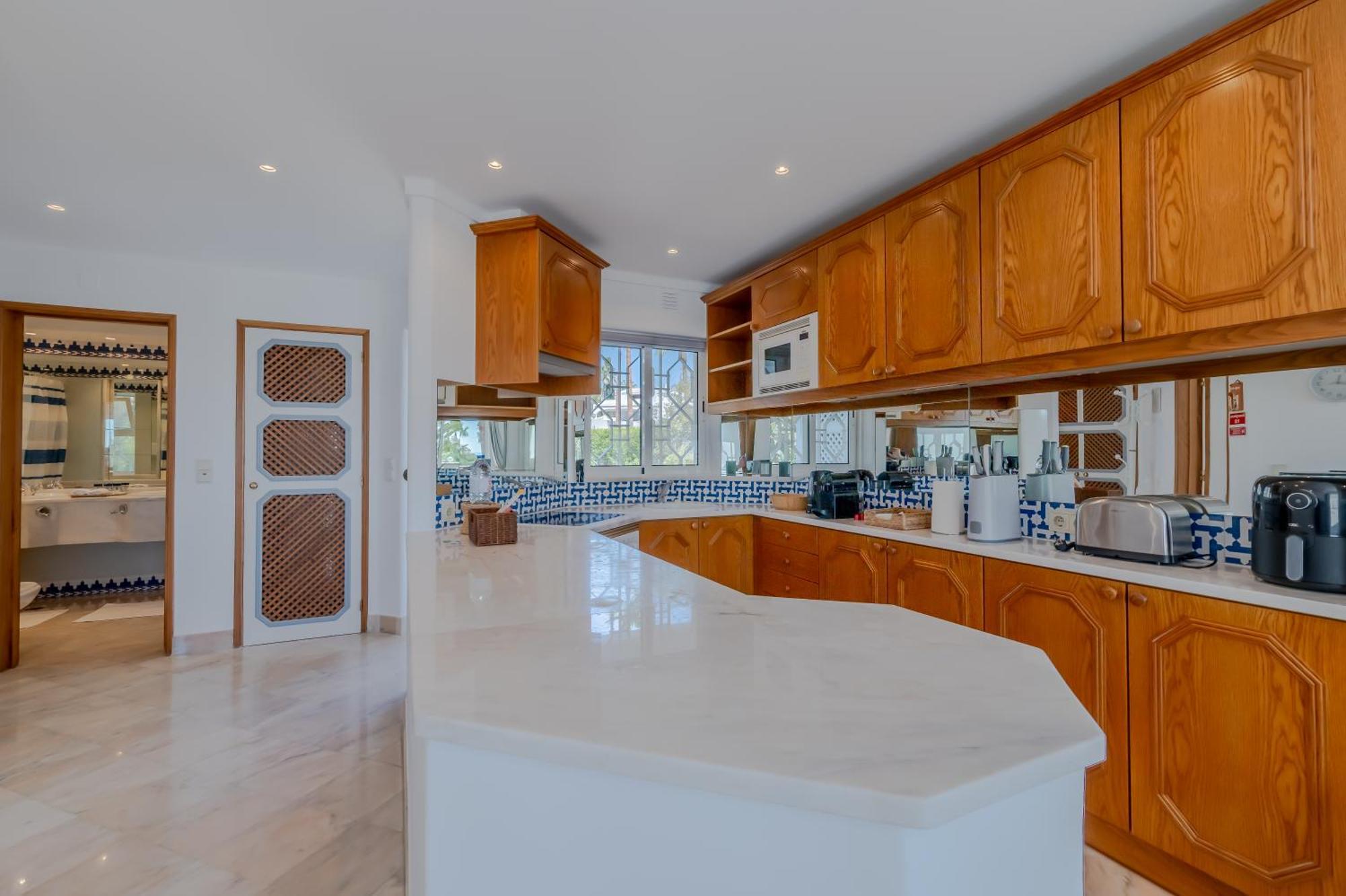 Ocean Vista Retreat With & Pool Access By Drago Appartement