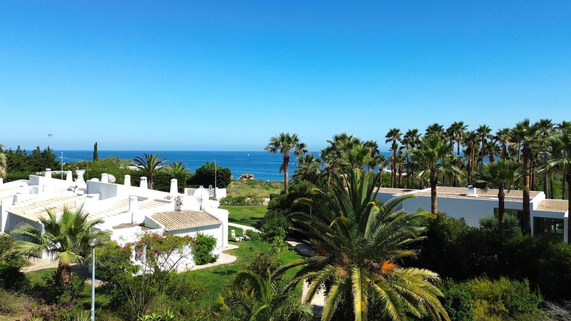 Appartement Ocean Vista Retreat With & Pool Access By Drago Albufeira